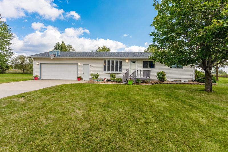 1509 Ridgeway Dr, Alexandria, MN 56308