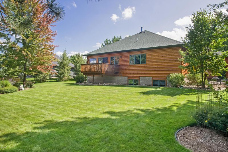 866 Apache Ln SE, Alexandria, MN 56308