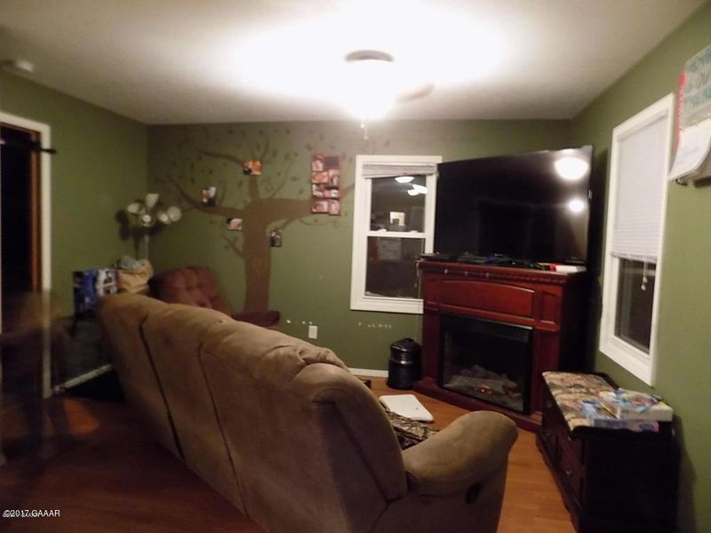408 Fairview St, Barrett, MN 56311