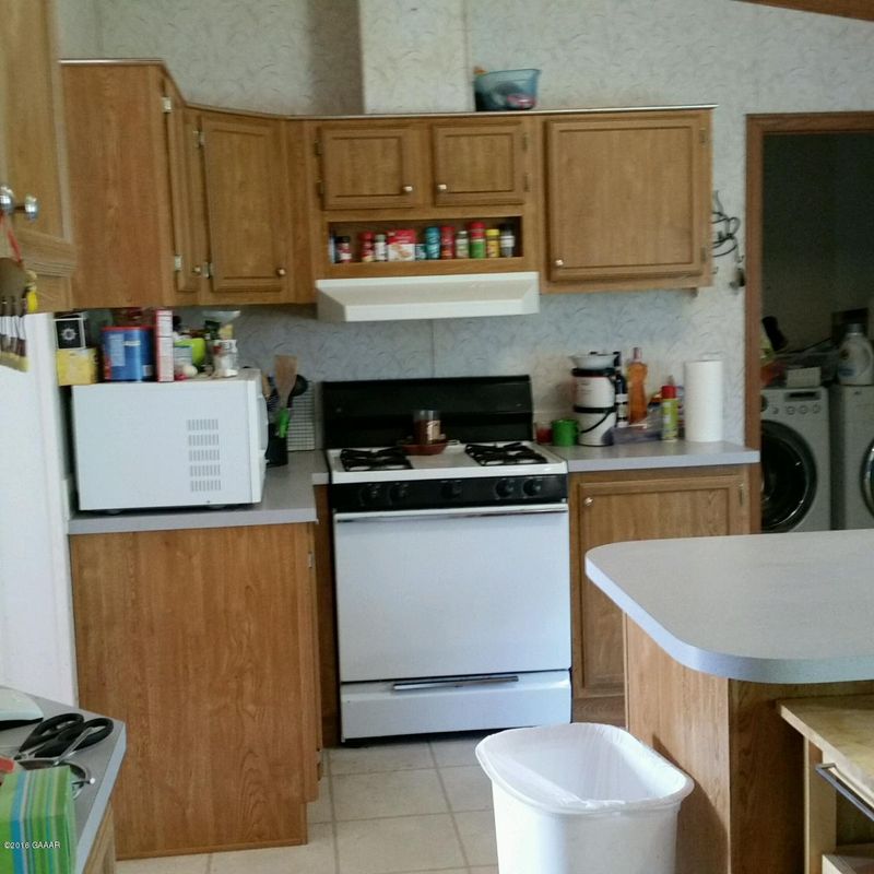 504 Hunter Ln, Garfield, MN 56332
