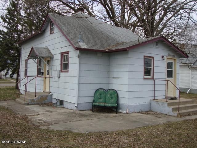 1325 Fillmore St, Alexandria, MN 56308