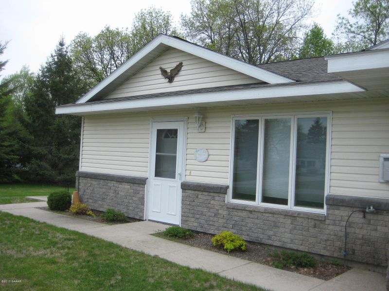 1024 Van Dyke Rd, Alexandria, MN 56308