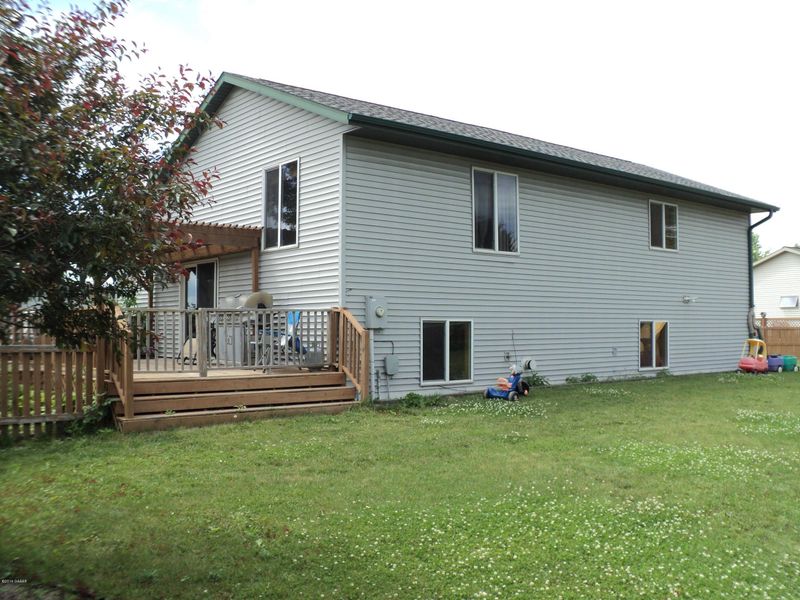 503 6th Ave W, Osakis, MN 56360