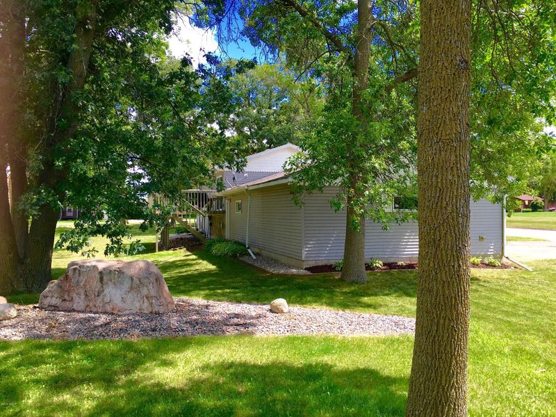 1005 Henry Ave, Alexandria, MN 56308