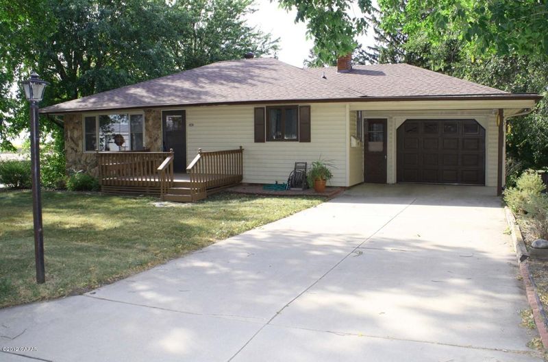 101 Stowe Ave, Brandon, MN 56315