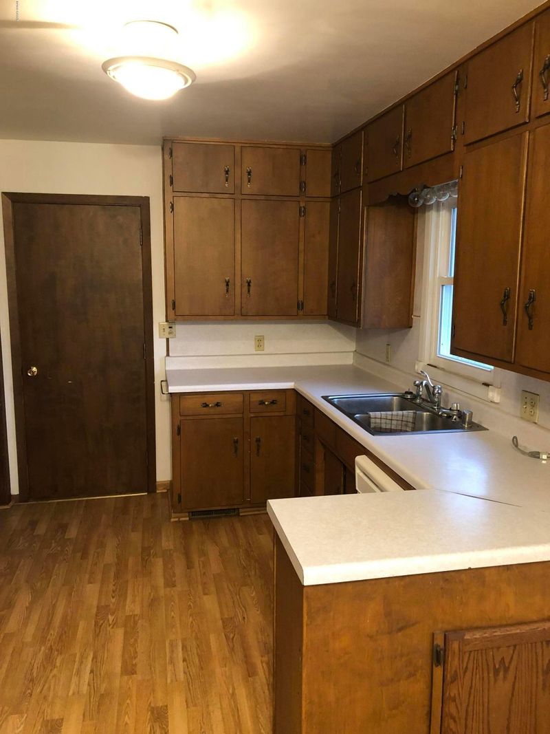 203 Pleasant Ave E, Clarissa, MN 56440