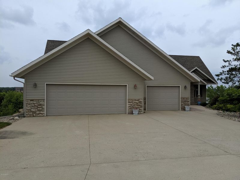 415 Eide Cir Dr, Glenwood, MN 56334