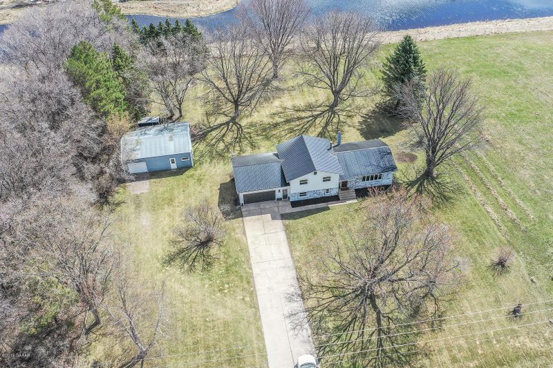 605 E 1st Ave E, Osakis, MN 56360