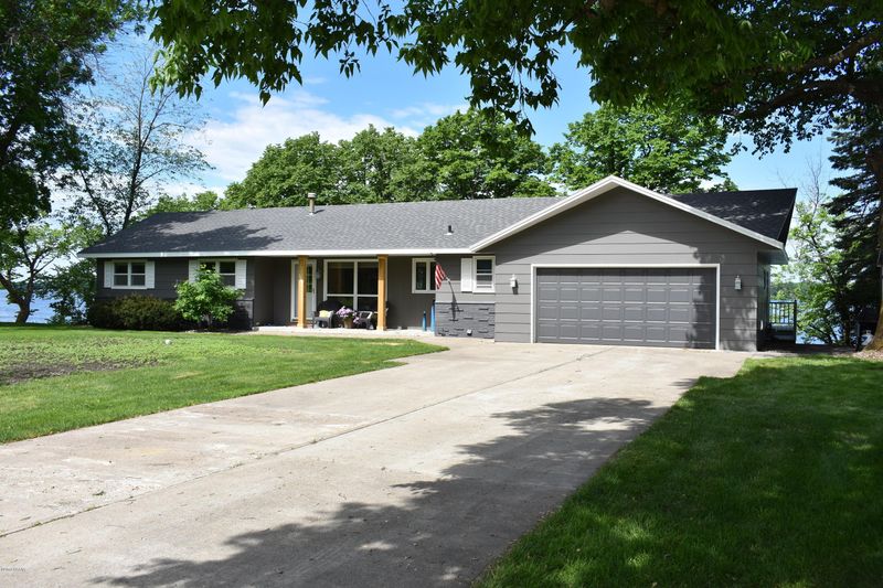 5492 E Lake Carlos Dr NE, Alexandria, MN 56308