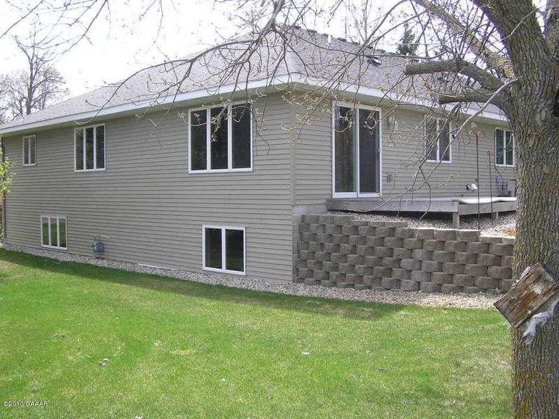 718 Van Dyke Rd NW #12, Alexandria, MN 56308