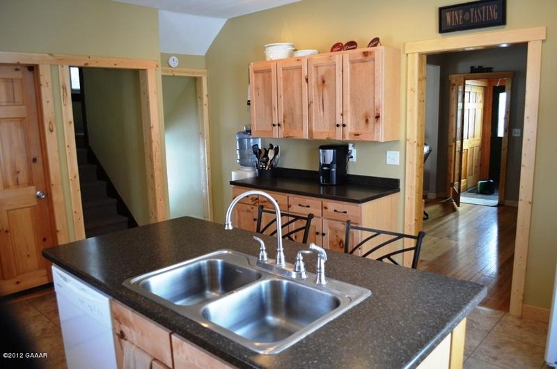 21928 310th Ave, Starbuck, MN 56381