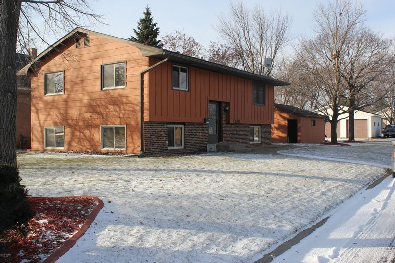 1800 Centennial Dr, Saint Cloud, MN 56303
