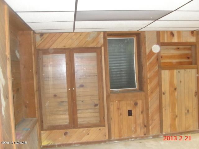 105 1st Ave S, Melrose, MN 56352