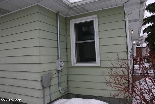 409 Oak St W, Osakis, MN 56360