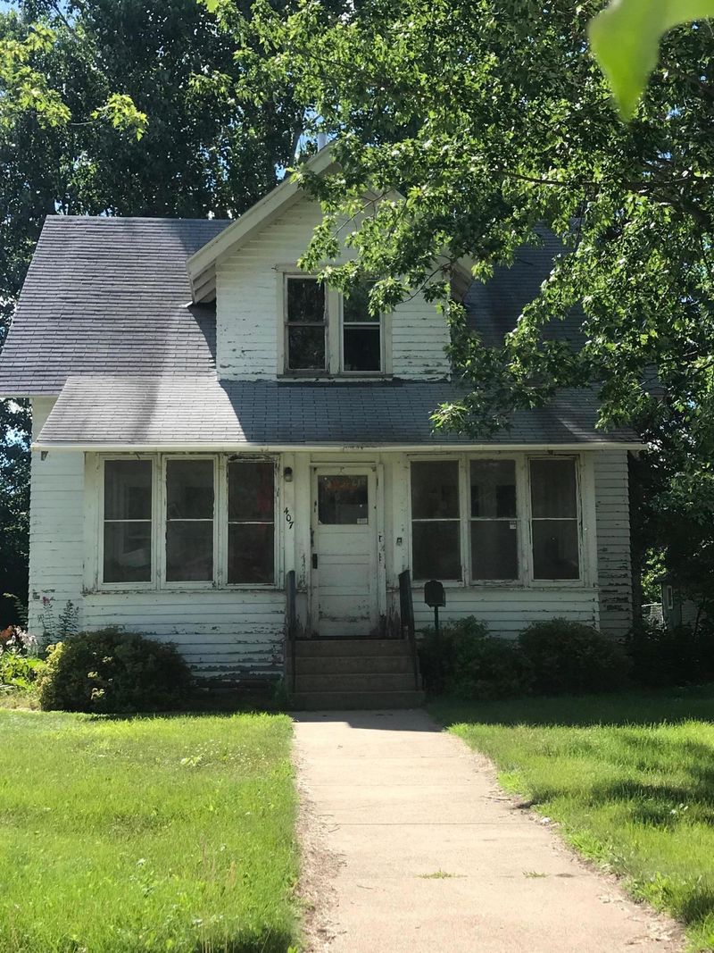 407 Lake St S, Long Prairie, MN 56347