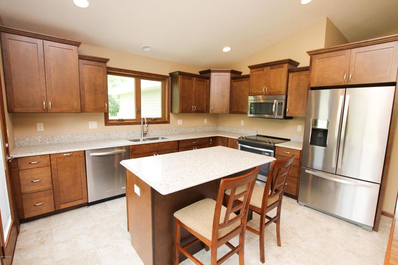2689 Cherry Lane Ct NE, Alexandria, MN 56308