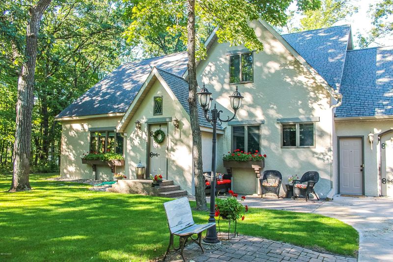 1301 Berg Ave NE, Alexandria, MN 56308