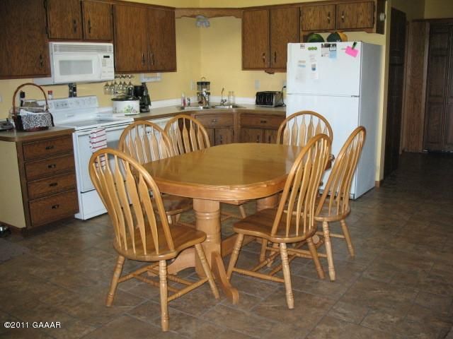 28614 140th Ave, Ashby, MN 56309