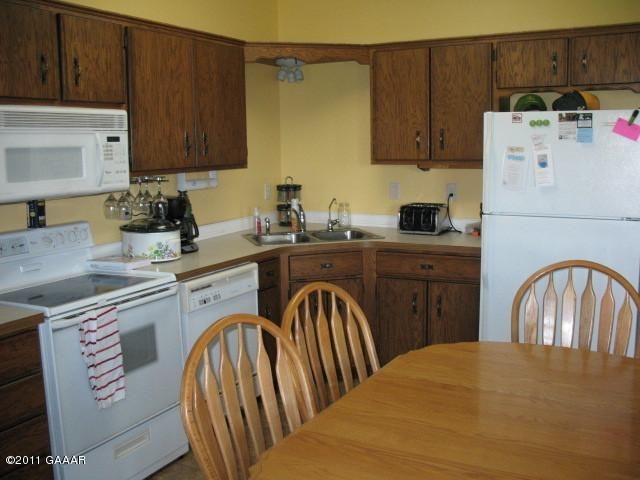 28614 140th Ave, Ashby, MN 56309