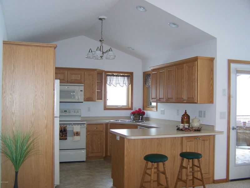 1423 Melvina Ln SW, Alexandria, MN 56308