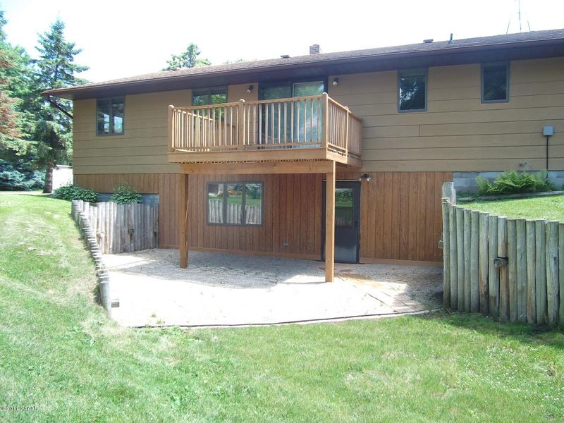 721 Johnson St NW, Evansville, MN 56326