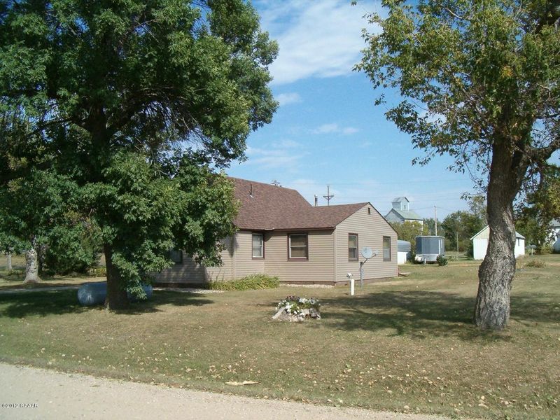 11 County Road 26, Farwell, MN 56327