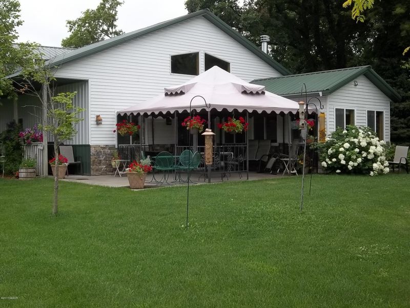 15662 County Rd 102 NE, Parkers Prairie, MN 56361