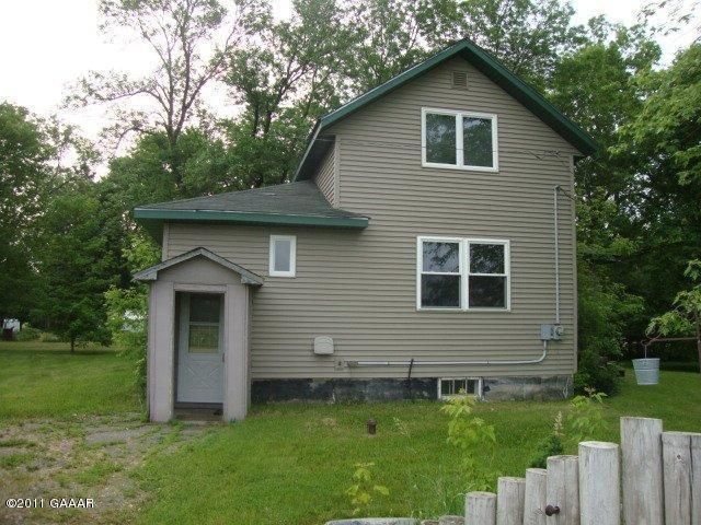 240 Hope Rd, Nelson, MN 56355
