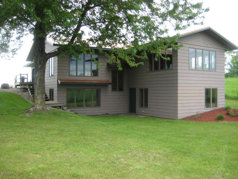 31235 Upton Ln, Melrose, MN 56352