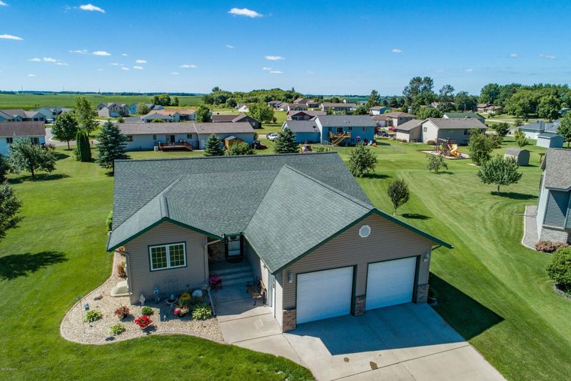505 7th Ave W, Osakis, MN 56360