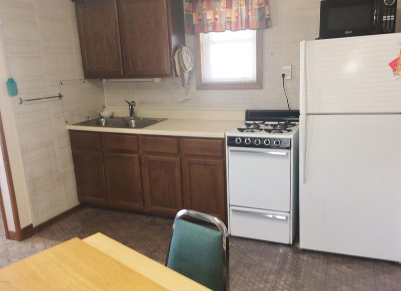 1218 Lake St E, Osakis, MN 56360