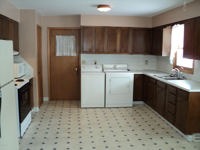 321 Williams St S, West Union, MN 56389