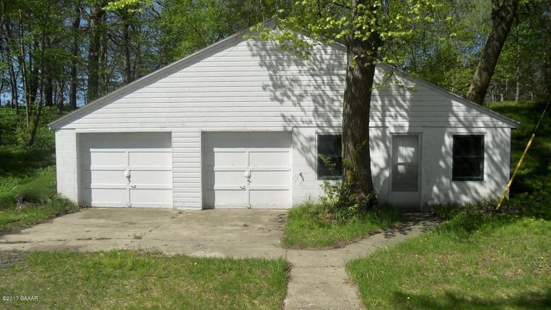 21685 Lake Linka Rd, Glenwood, MN 56334