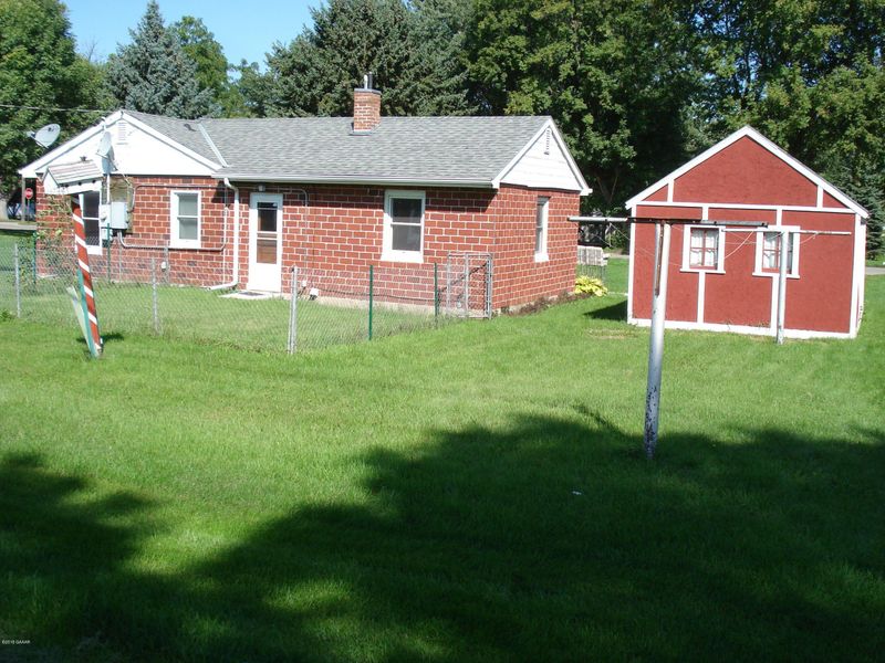 314 1st Ave NE, Glenwood, MN 56334