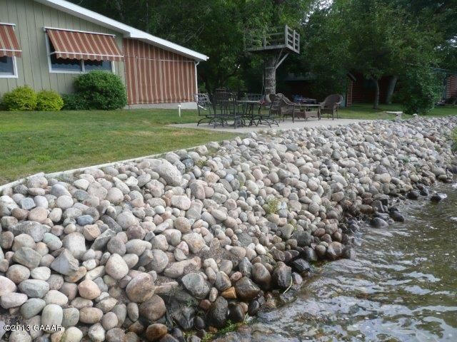 14559 E Eagle Lake Rd, Battle Lake, MN 56515