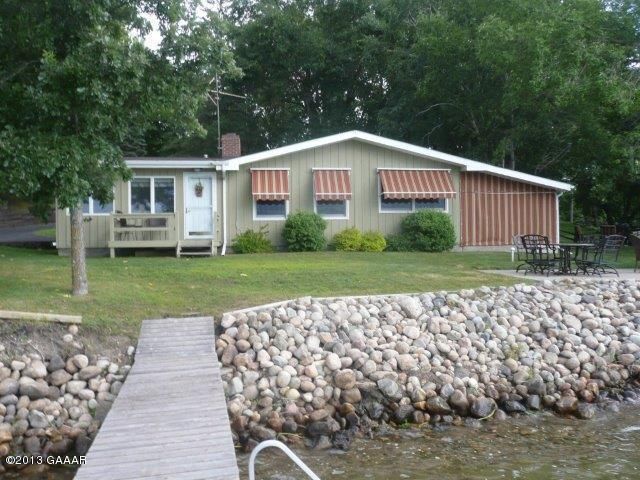 14559 E Eagle Lake Rd, Battle Lake, MN 56515