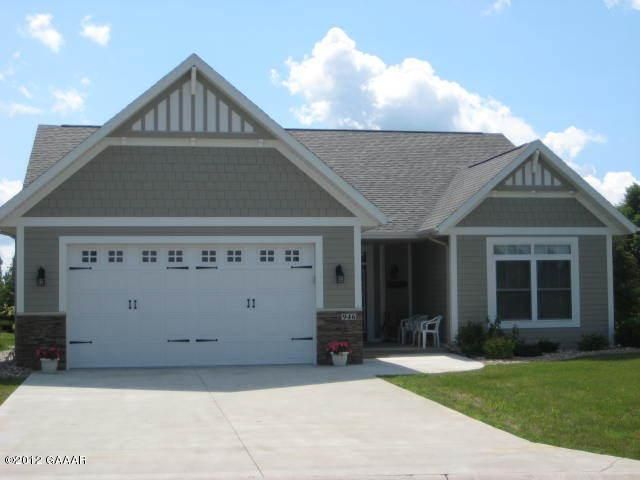 946 White Spruce Way, Alexandria, MN 56308