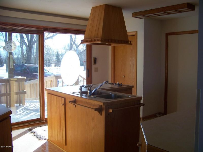 5822 E Lake Mary Rd SW, Alexandria, MN 56308
