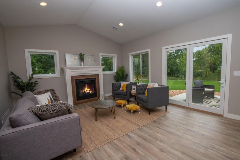 234 Rodeo Rd, Alexandria, MN 56308