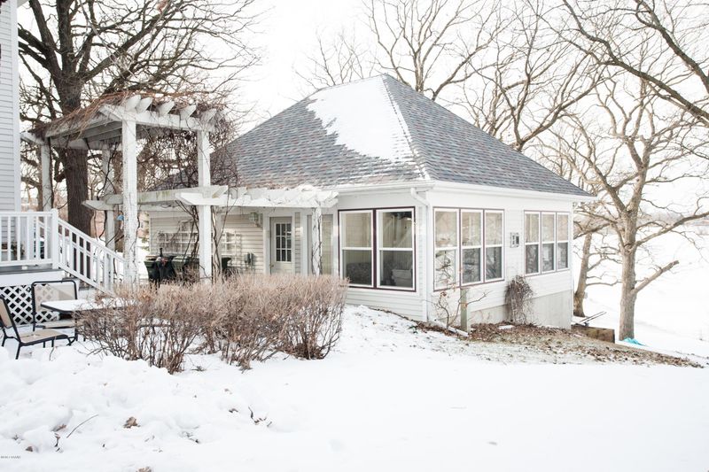 623 9th Ave W, Alexandria, MN 56308