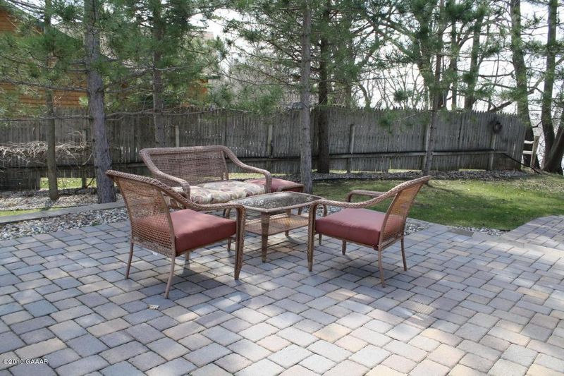3906 E Burgen Rd, Alexandria, MN 56308