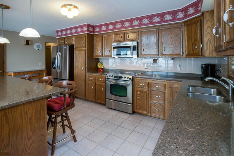 19609 Eastwood Dr, Osakis, MN 56360