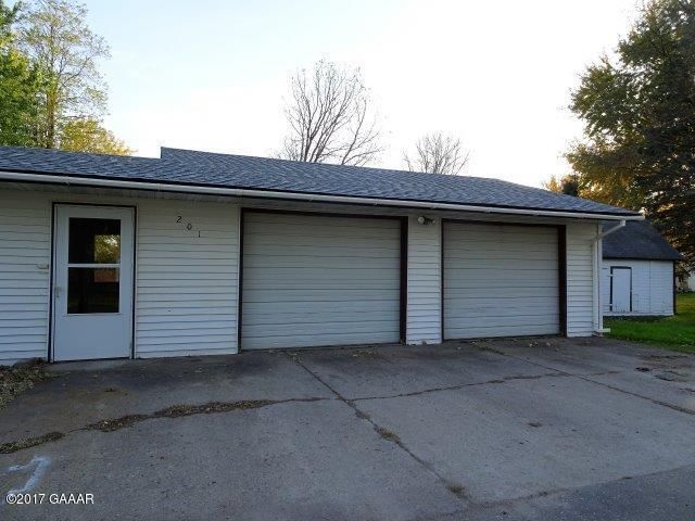 201 W Mill Ave, Nelson, MN 56355
