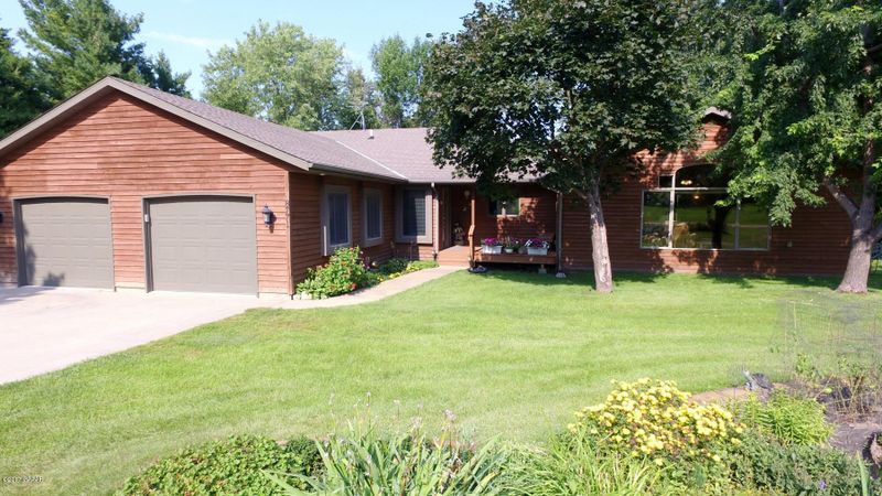 8771 Breezy Cir NW, Alexandria, MN 56308