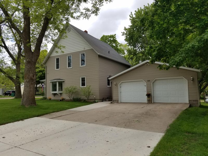 301 Nelson Ave, Brandon, MN 56315