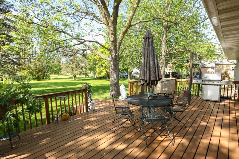 307 Carolina Ave, Hoffman, MN 56339