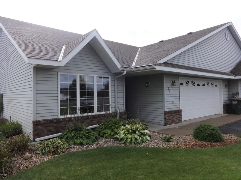 420 Voyager Dr NW, Alexandria, MN 56308