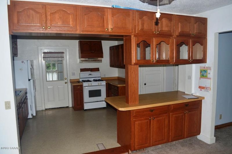23140 225th St, Glenwood, MN 56334
