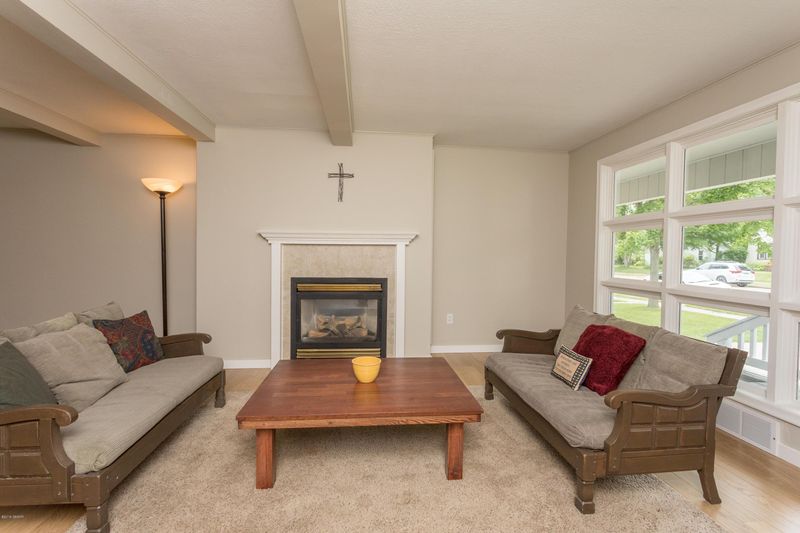 1205 Douglas St, Alexandria, MN 56308