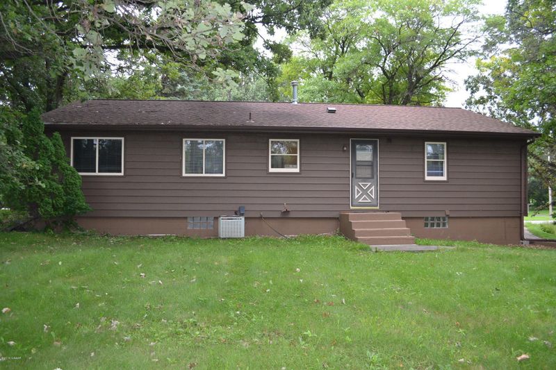 1701 Chipmunk Ln NE, Alexandria, MN 56308